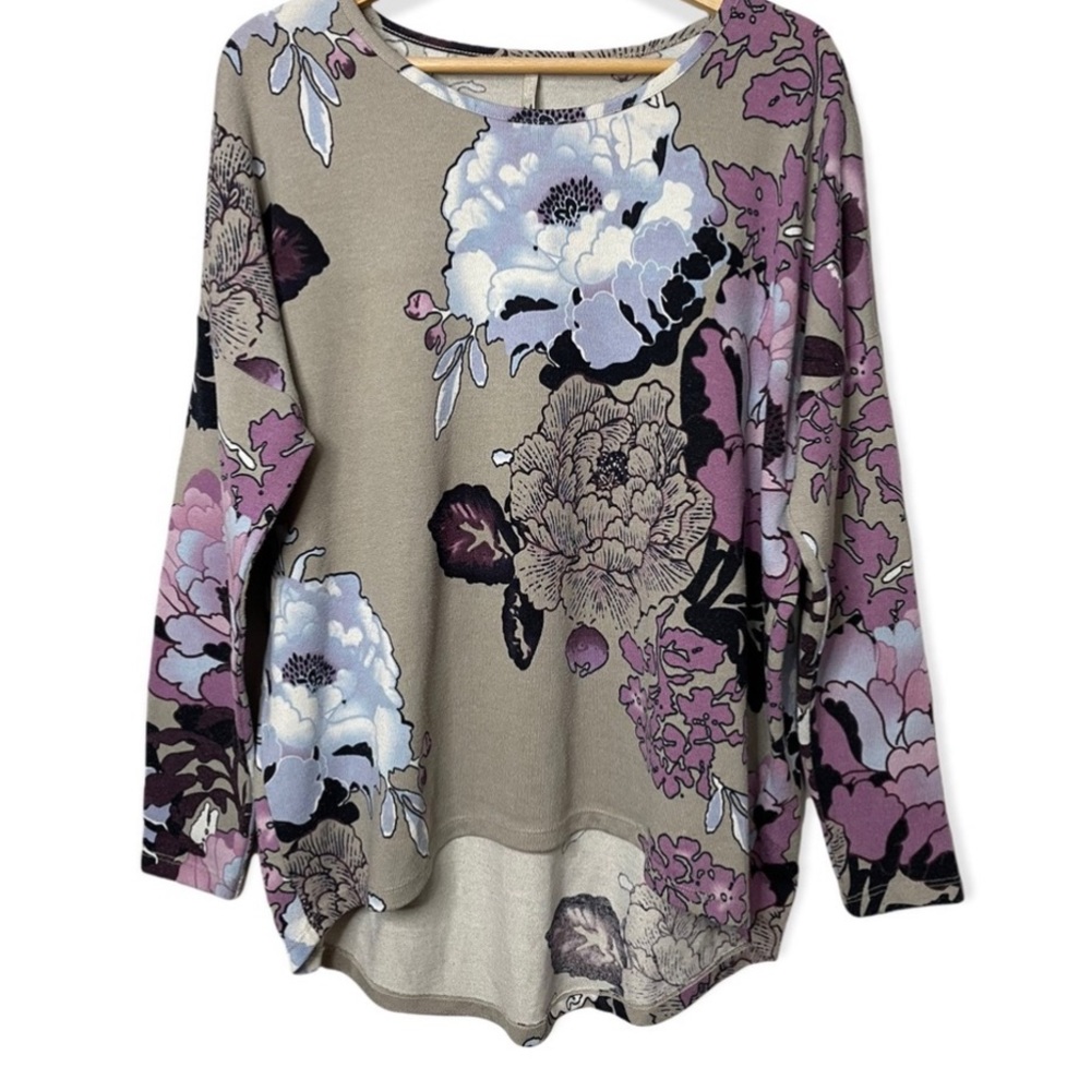 Laura Torelli Graphic Floral Pattern Long Sleeve Tunic Sweater